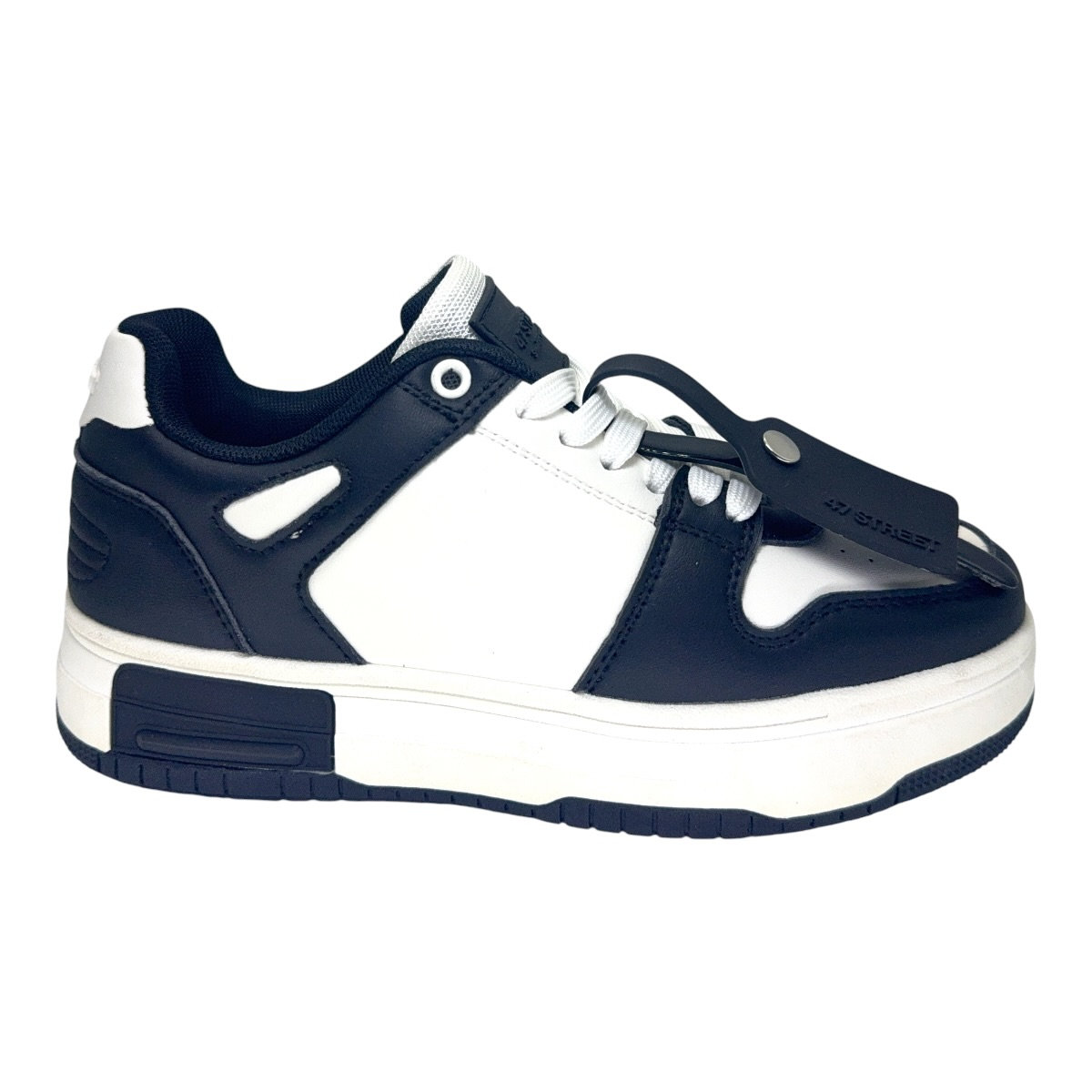 Zapatilla urbano LOCKIE 