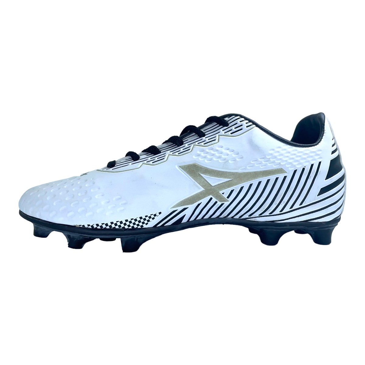 Zapatilla futbol11 WING CAMPO BLANCO  DORADO