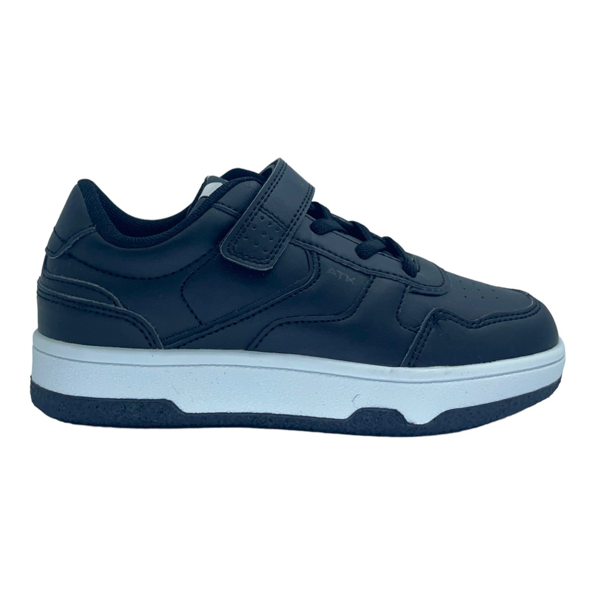 Zapatilla urbano NOA KID 