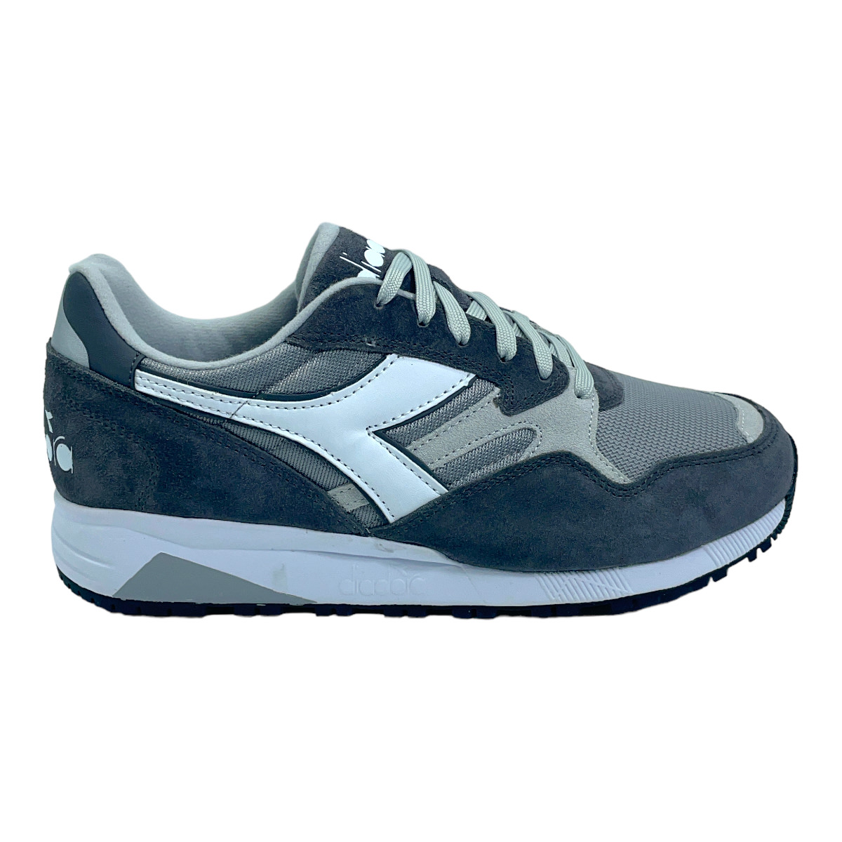 Zapatilla urbano N*902 DARK GULL GRAY
