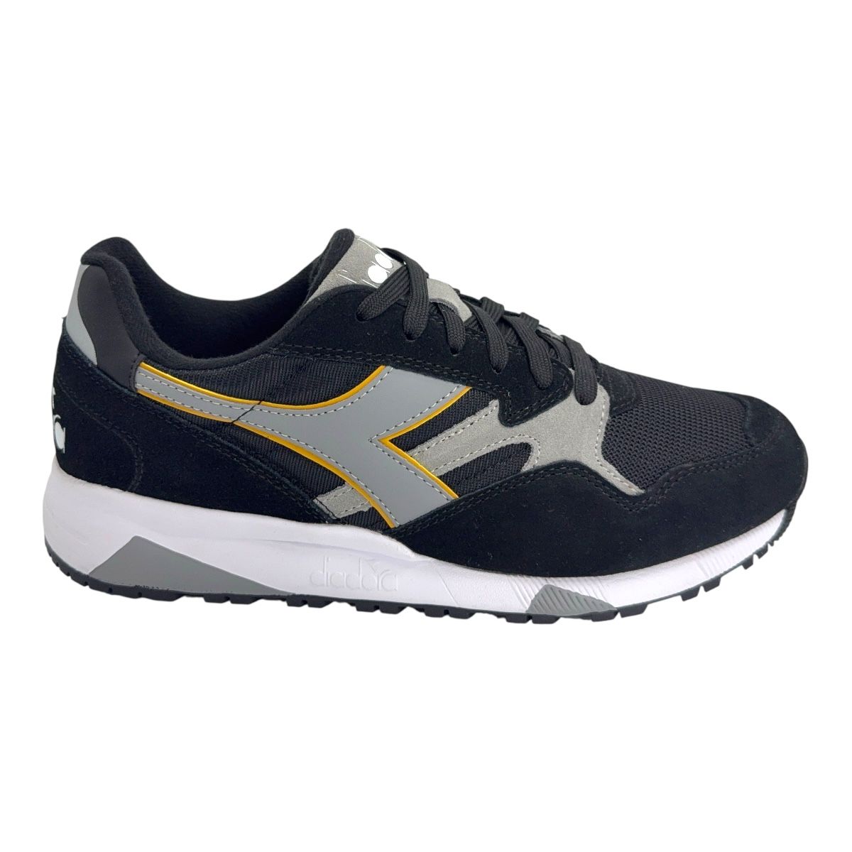 Zapatilla urbano N902 