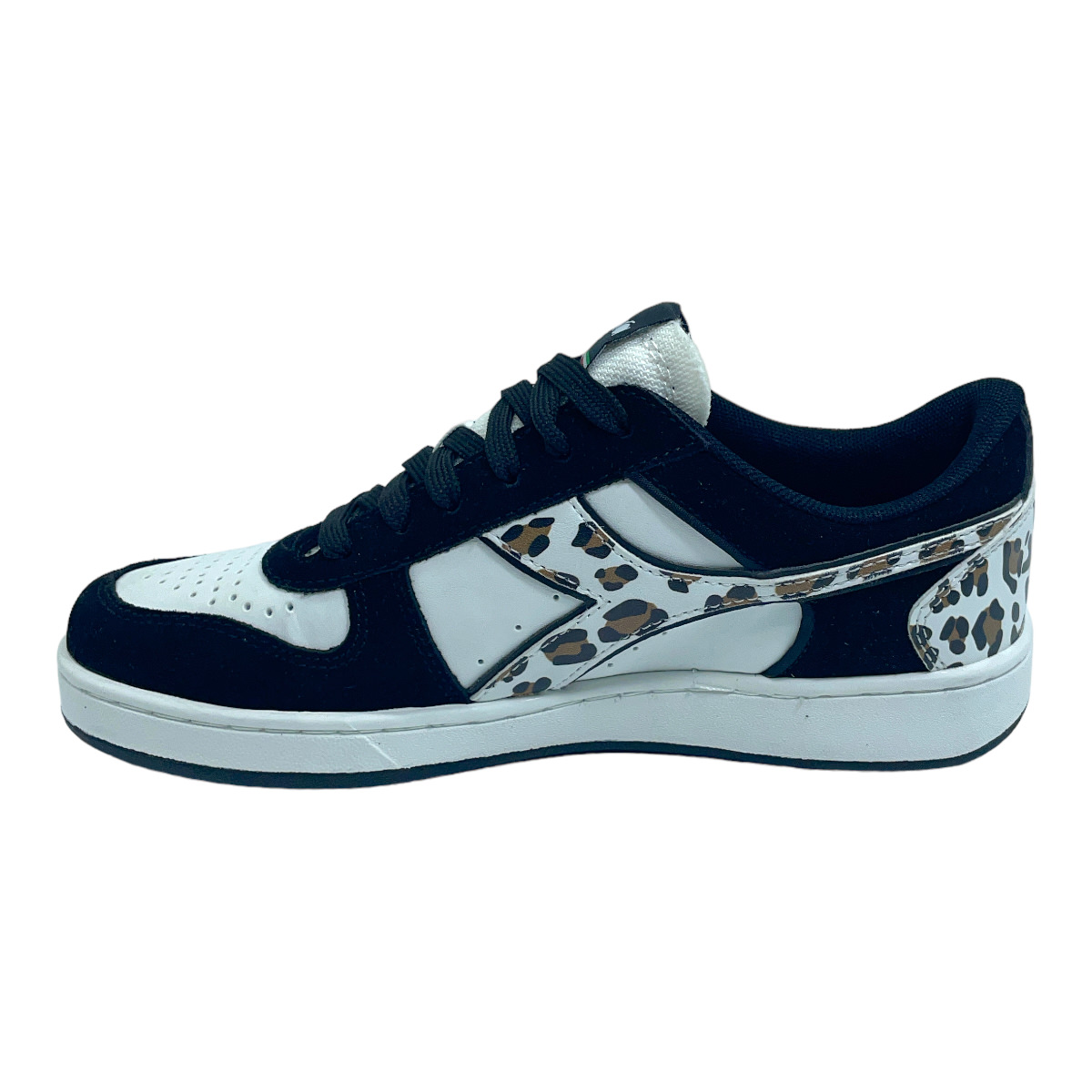 Zapatilla urbano MAGIC BASQUET LOW PANTHER WN WHITE 