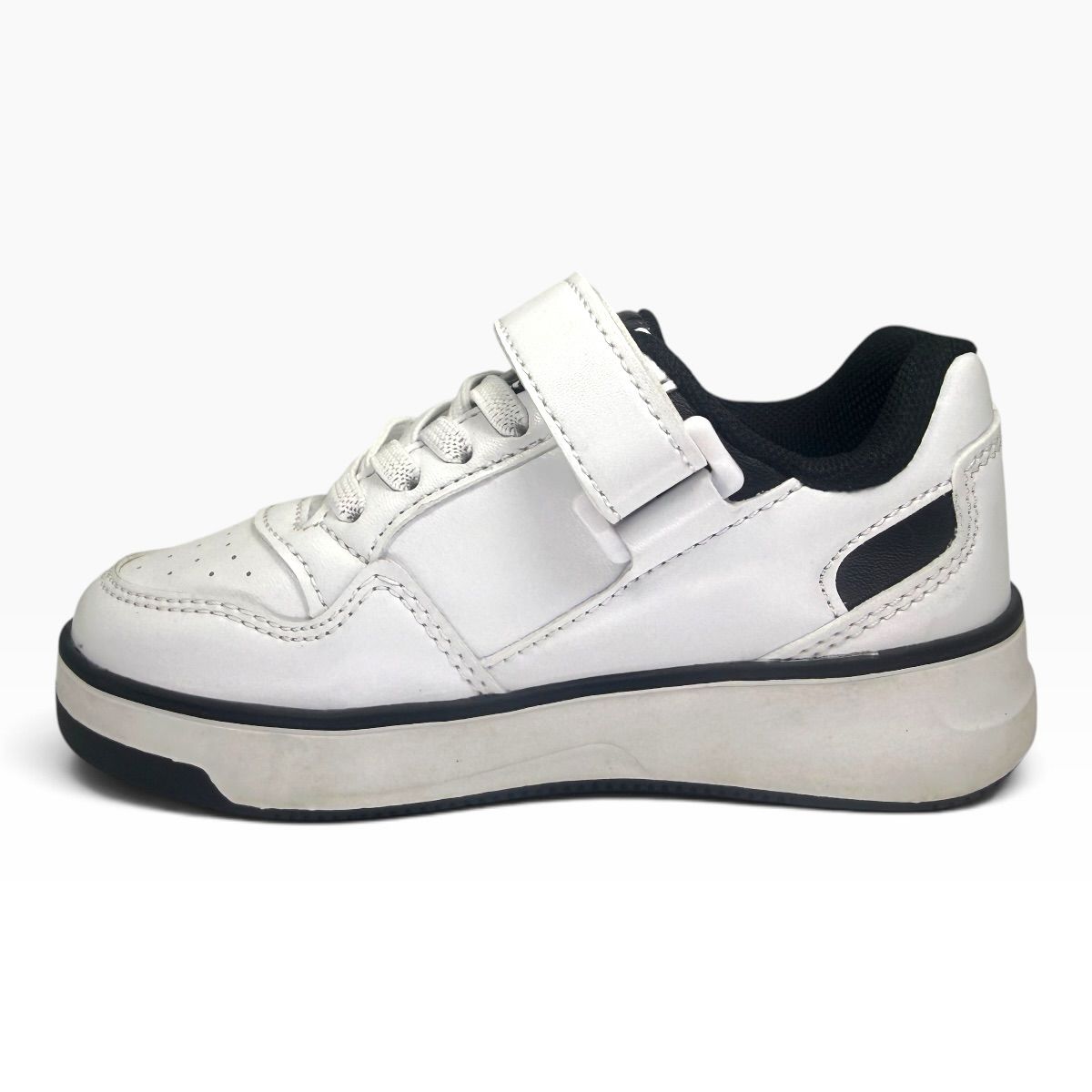 Zapatilla urbano KICKS ODAIBA BLANCO ROSA
