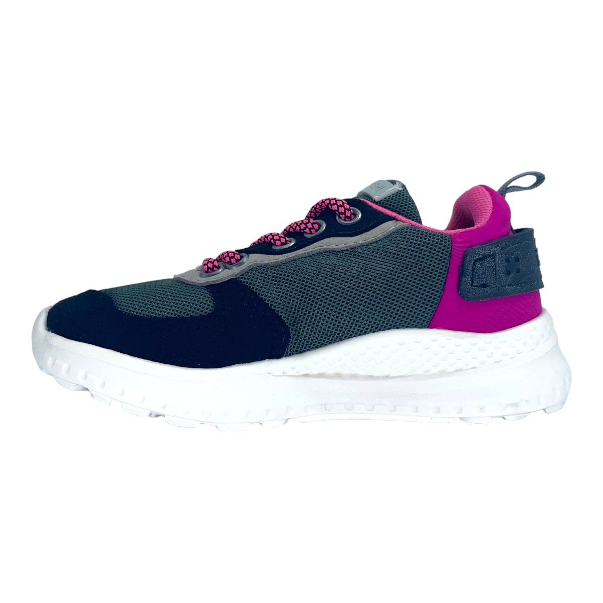 Zapatilla running YUKE GRIS FUCSIA