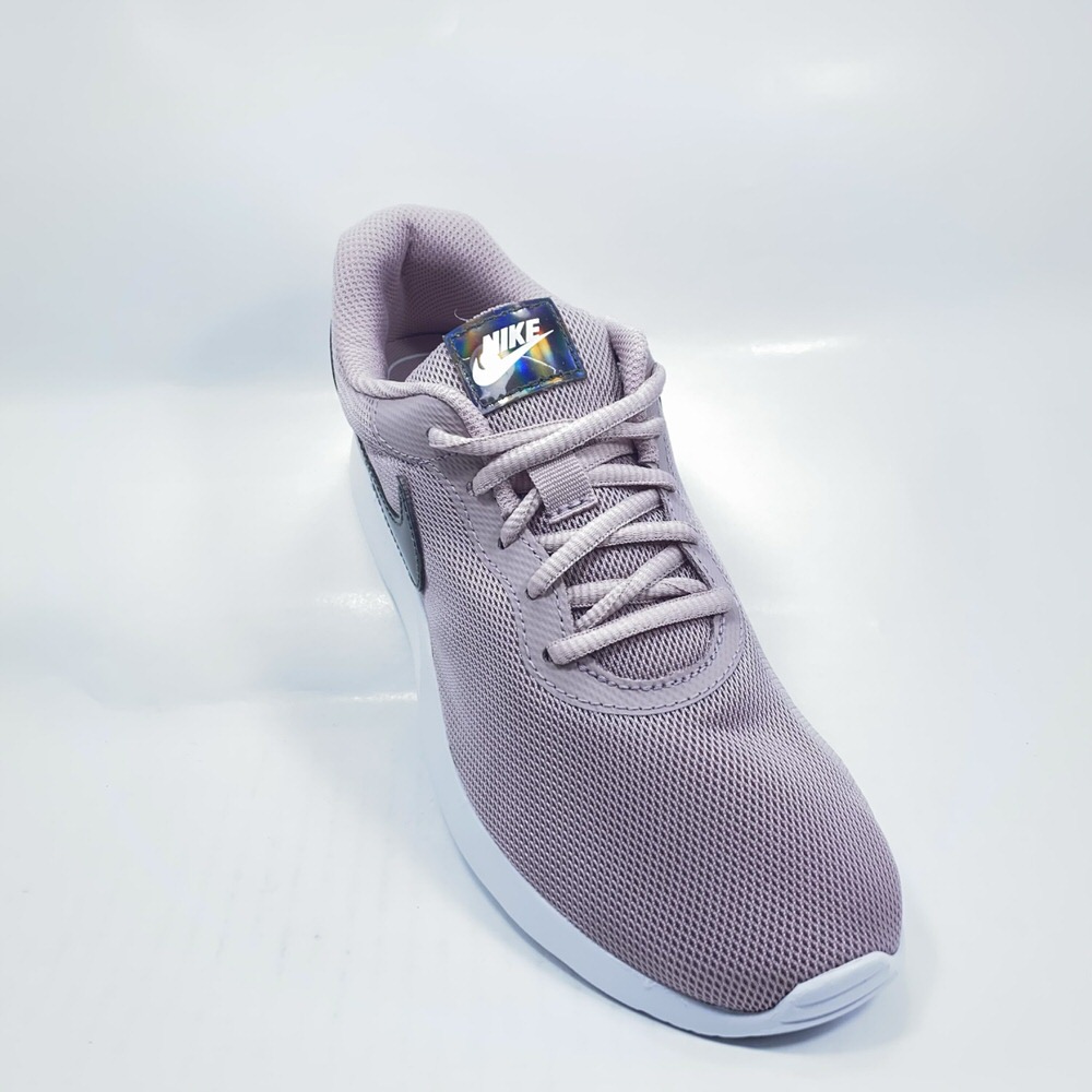Zapatilla running TANJUN WMNS PUM CHALK/PLUM/19