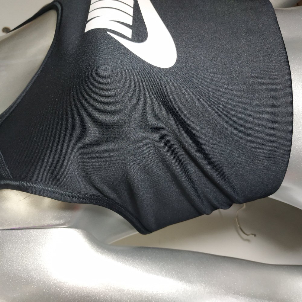 TOP NIKE /20