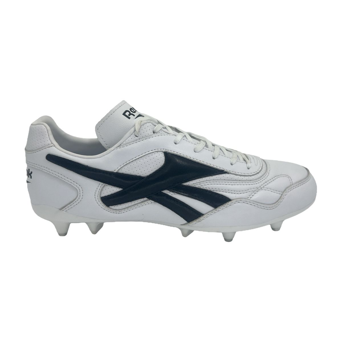 Zapatilla futbol11 ESSENCE FG/ INT WHITE 