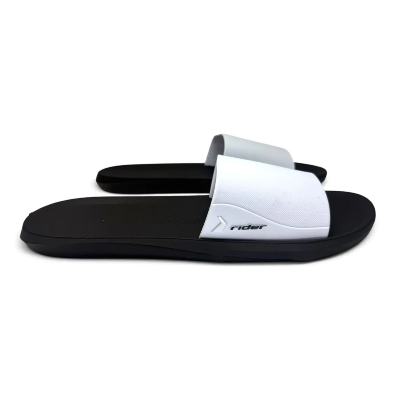 Calzado verano CHINELA FEEL SLIDE NEGRO BLANCO