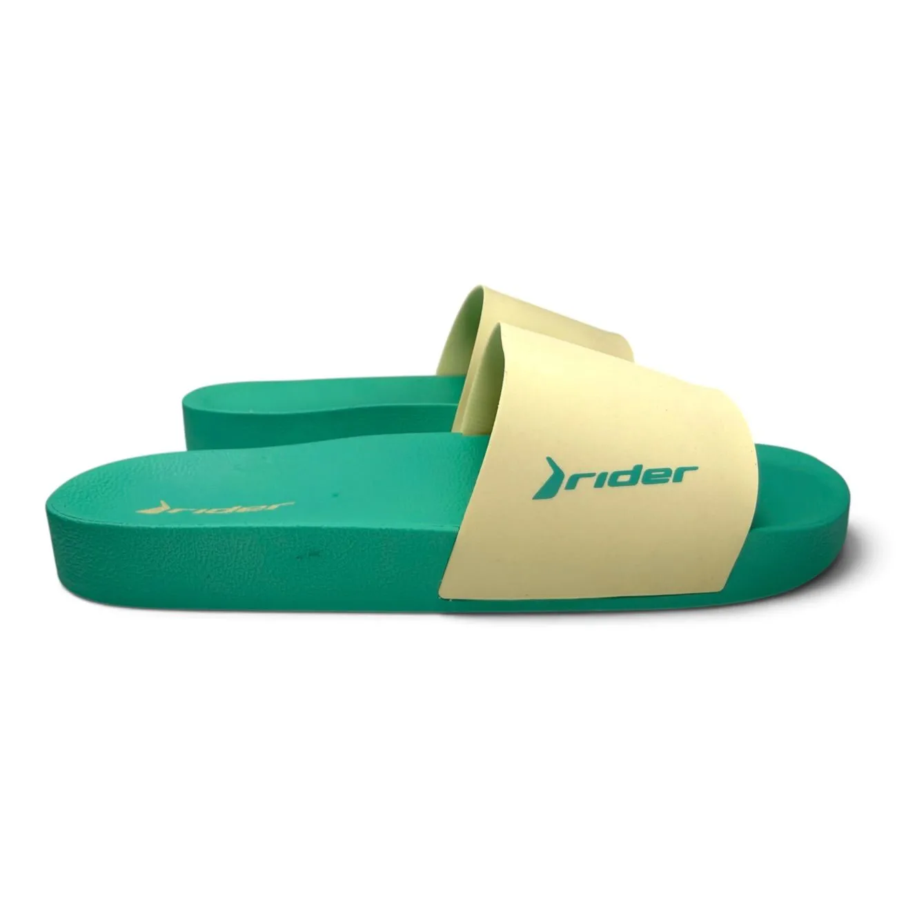 Calzado verano CHINELA FULL 86 BASIC FEM VERDE BEIGE